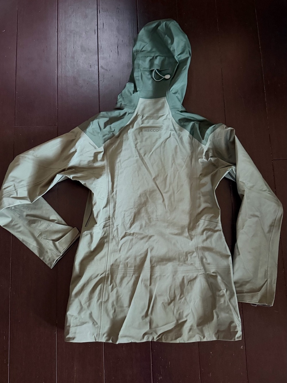 Patagonia Women's SnowDrifter Jacket and Bibs set - Picture 7 of 7